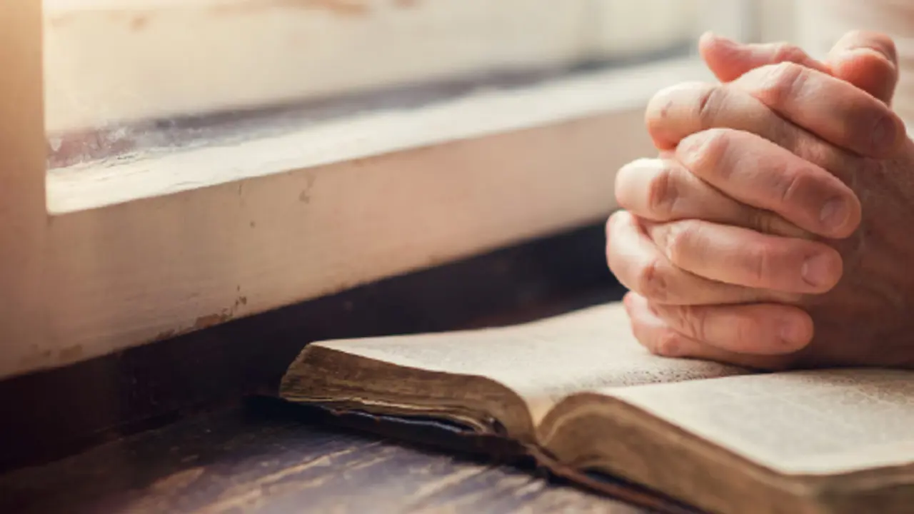 May: Living the resurrection life