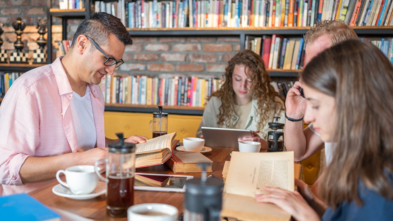 Gen Z Is Choosing to Unplug — A Quiet Spiritual Shift