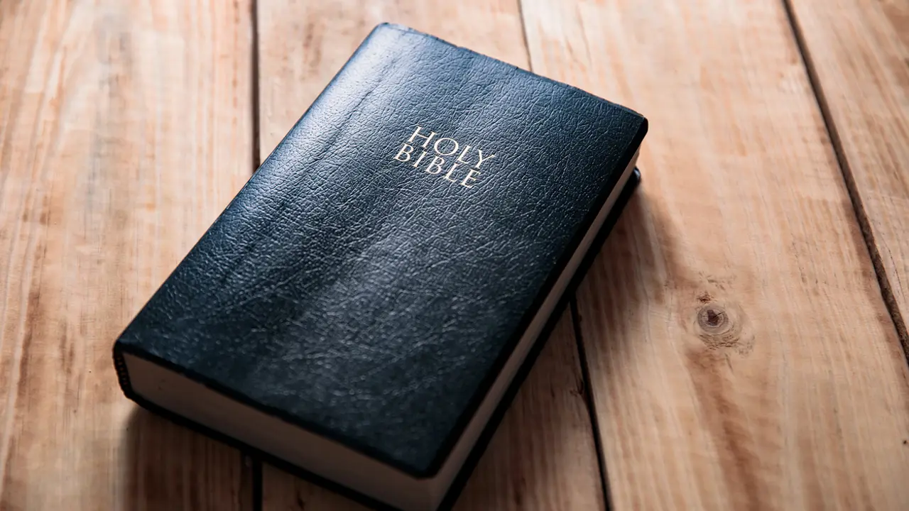 Texas school pulls Bible
