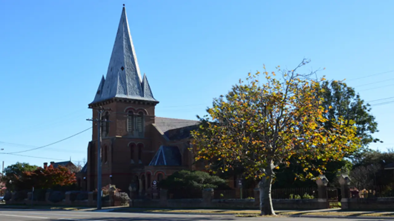 Goulburn Uniting Church spire to be repaired