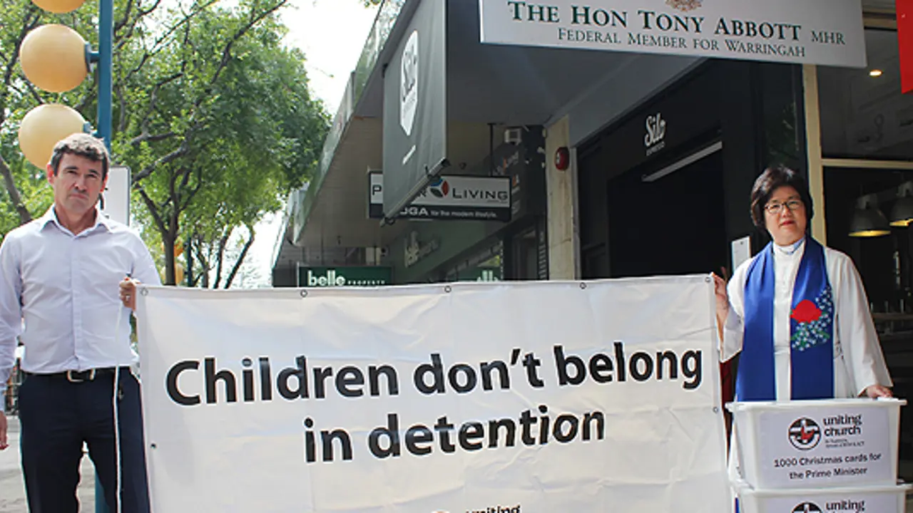 3,000 Prayers for the Release of Children in Detention Delivered to the Prime Minister
