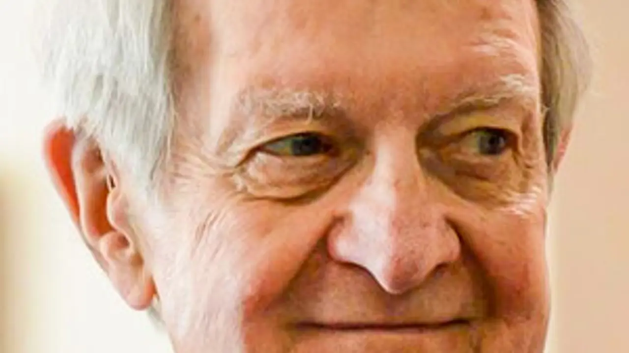 Vale, Wayne Meeks