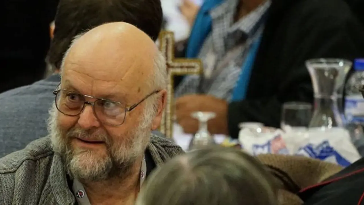 John Squires to retire