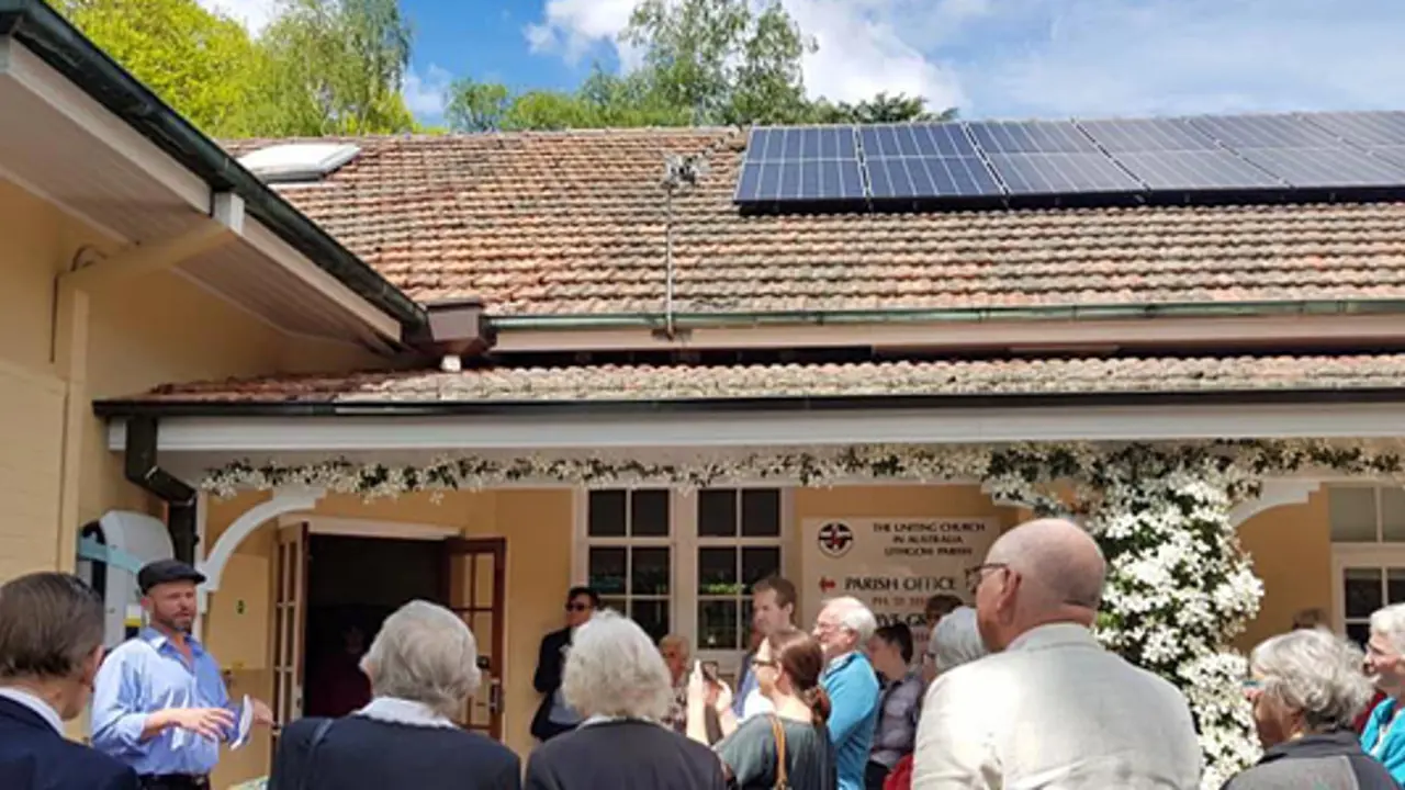 Sky’s the limit as Lithgow Uniting Church switches to solar